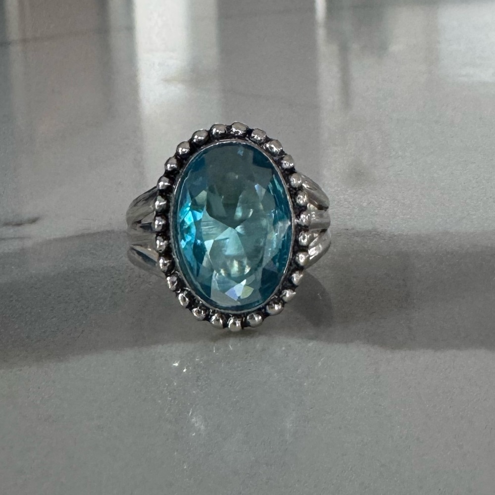 NWOT Sundance Blue Yonder Ring, Blue Topaz, Sterling Silver